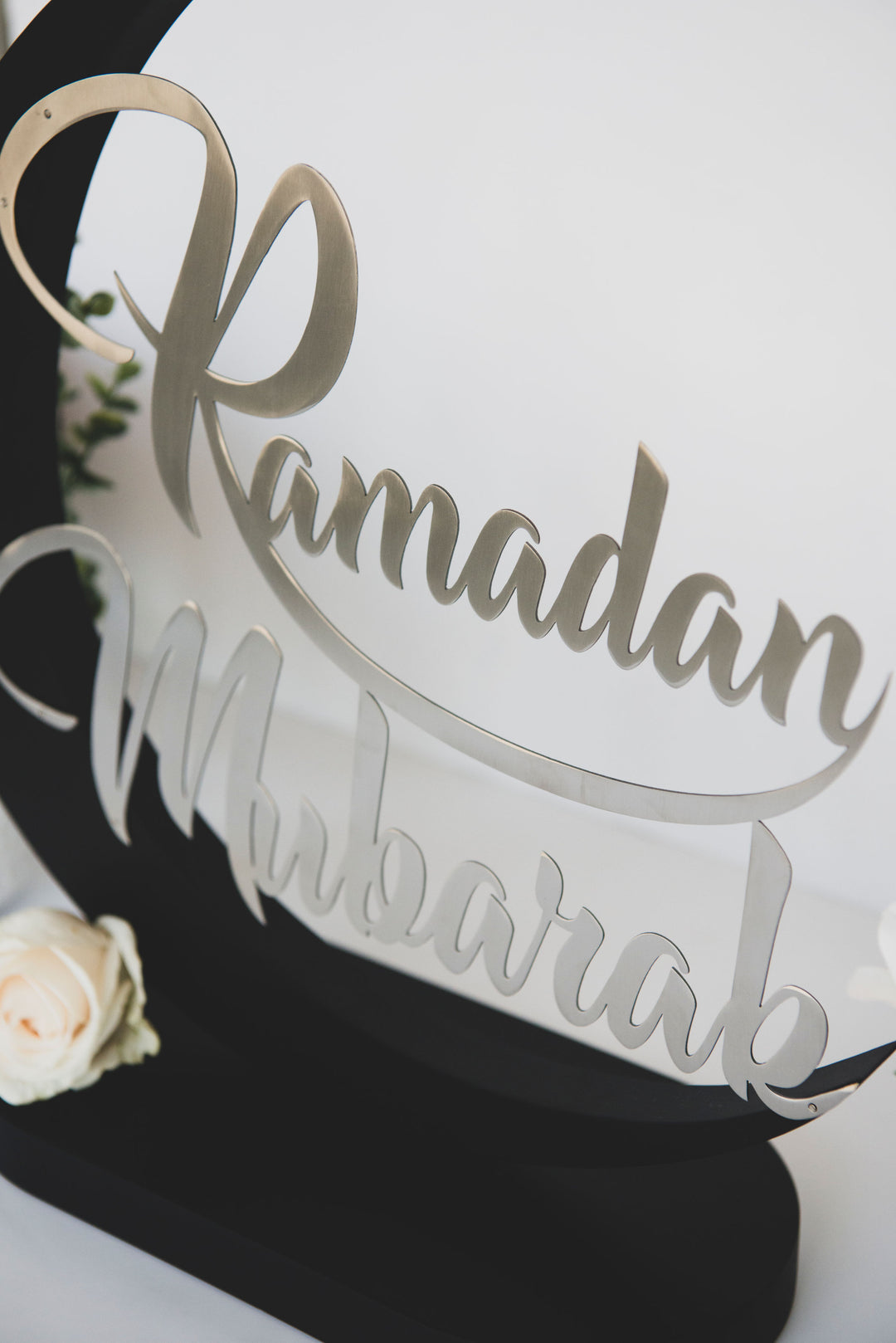 Ramadan Mubarak Moon Stand